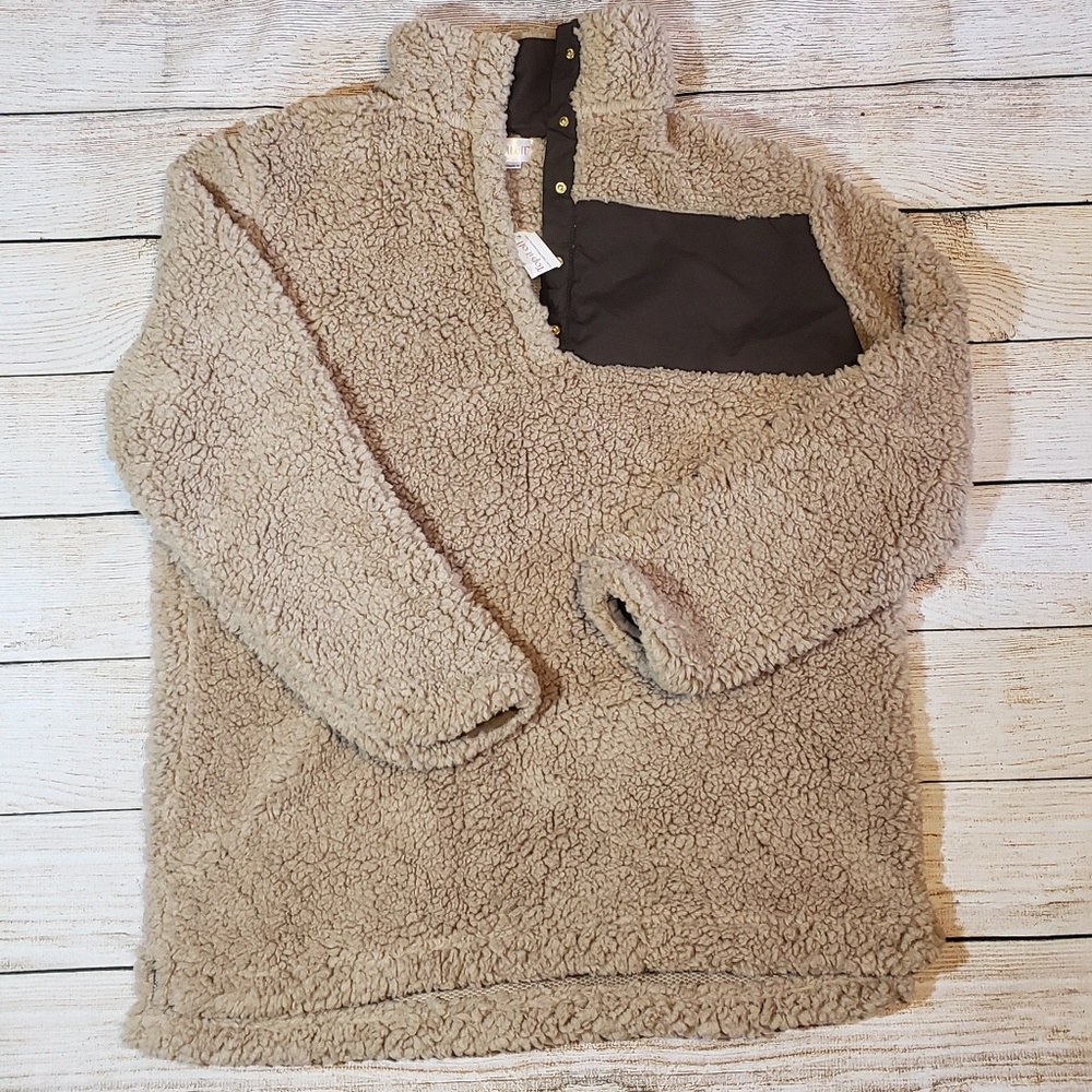 Fuzzy brown pullover in XL patch for monogram